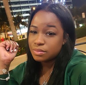 Meet your Posher, Marika